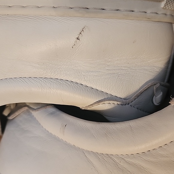 Givenchy Urban Street Leather Sneakers - Picture 5 of 16